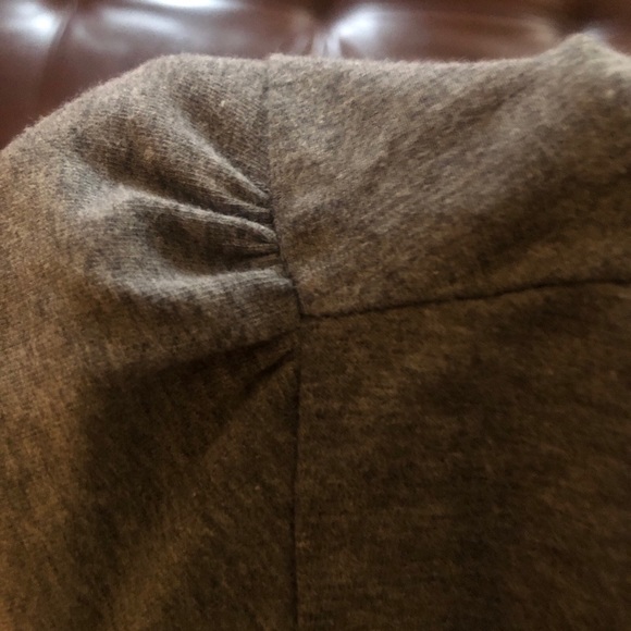 Sparkle Tshirt.  Everyone deserves to sparkle! SZ- xL  Grey top. New. Never worn - Picture 11 of 12